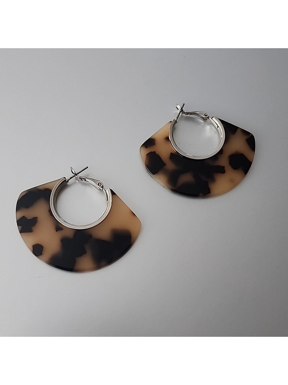 GEOMETRIC  Blonde Tortoise  Shell ACRYLIC EARRINGS Fun And Whimsy